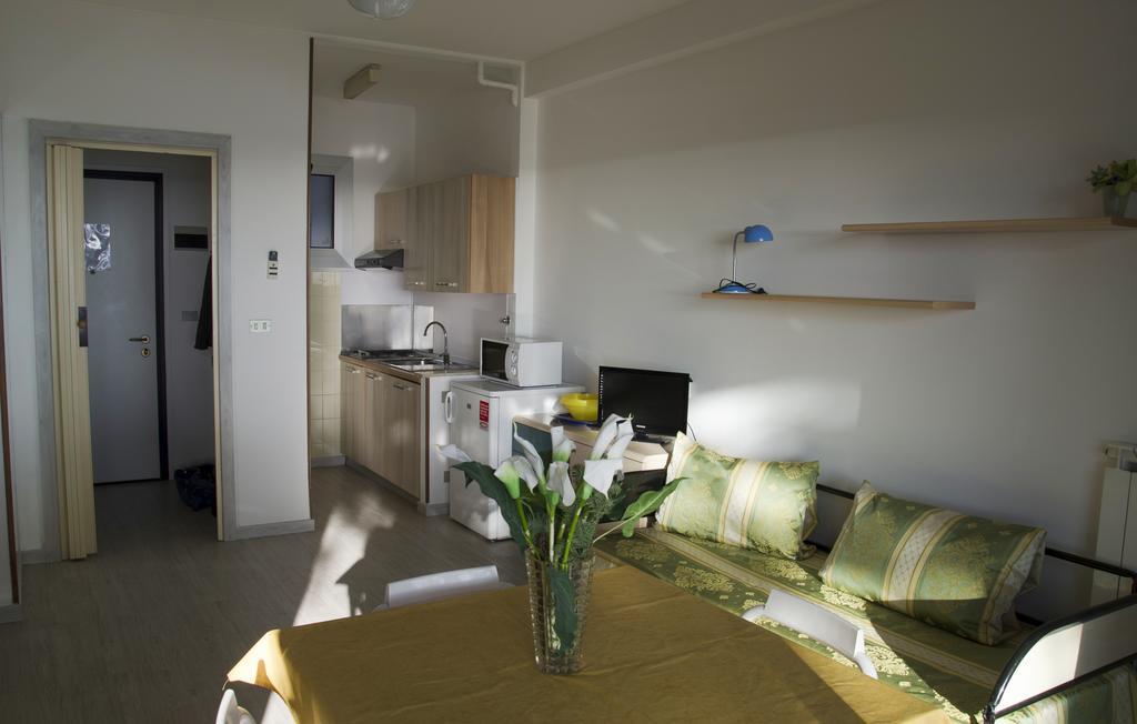 Residence Costa Templada Ventimiglia Habitación foto