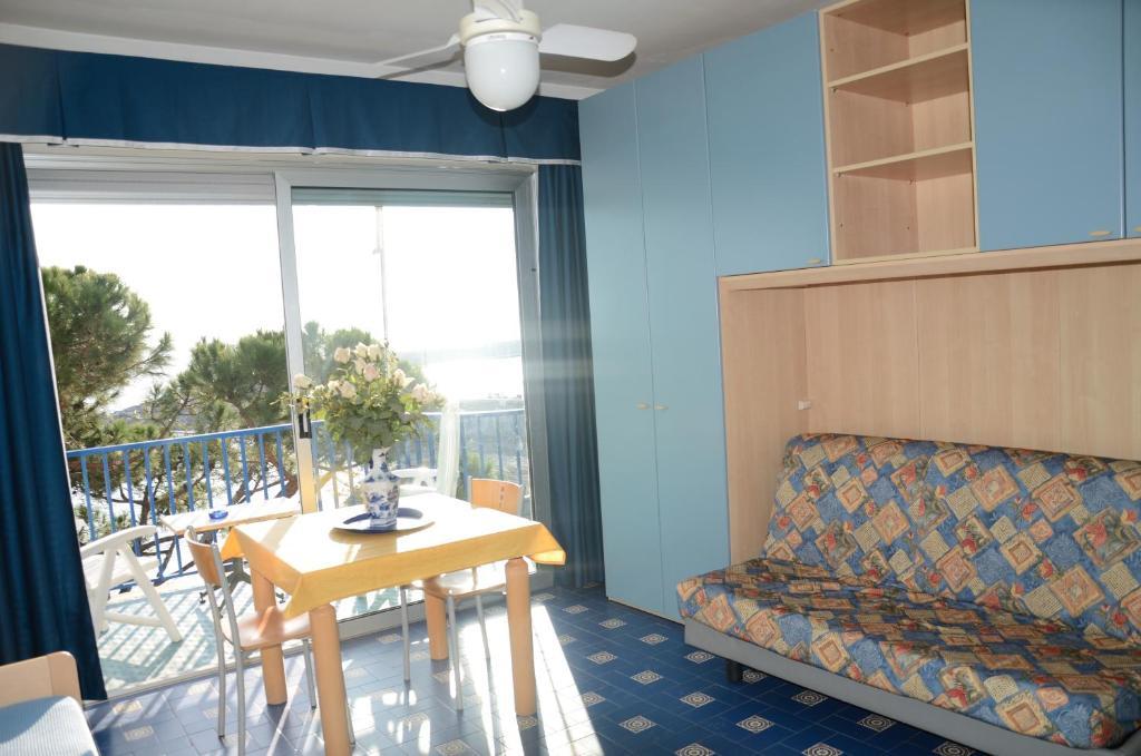 Residence Costa Templada Ventimiglia Habitación foto